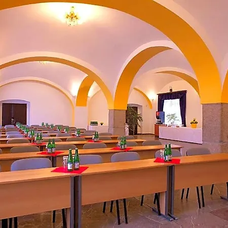 Hotel Floret Pruhonice